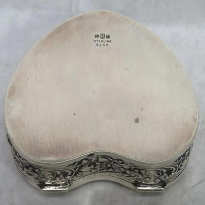 Sterling silver Heart Jewerlery box 127 g
