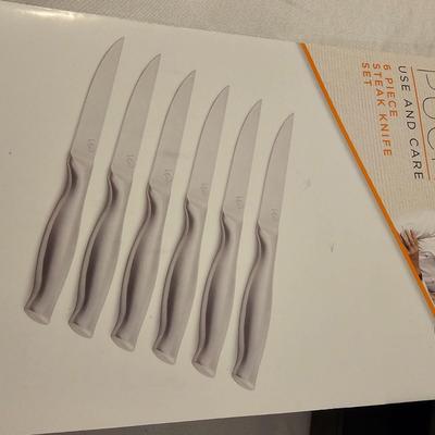 Assortment of Kitchen Knives, Steak Knives & More (K-JS)