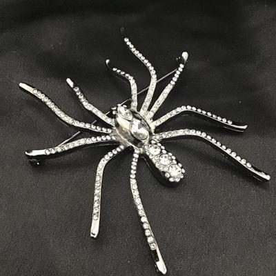 Large spider Fashion, brooch