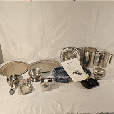 Assorted Stainless Steel Kitchen Items (K-JS)