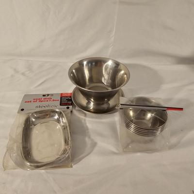 Assorted Stainless Steel Kitchen Items (K-JS)