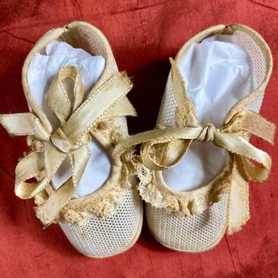 Vintage/Antique Baby Shoes - 2 Pairs