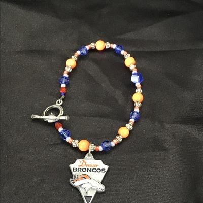 Dever Broncos charm beaded bracelet