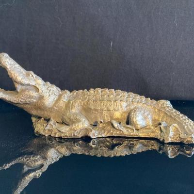Heavy set from 1975 endangered animals cast in sterling silver 8 animals 92 oz silver Reserve set