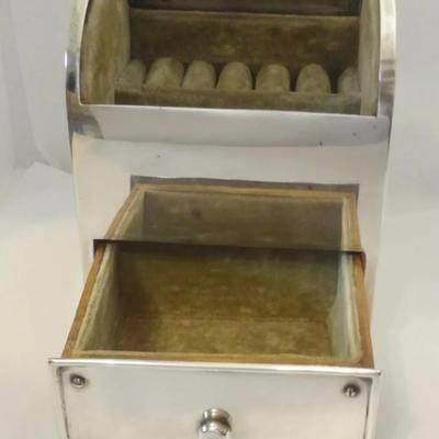 Vintage sterling silver jewelery box . 475 g Reserve set