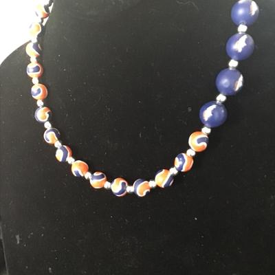 Bronco stretchy beaded necklace