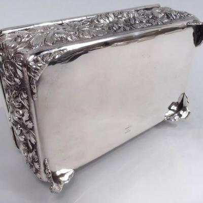1920 sterling silver heavy ornate box 575 g Reserve set $