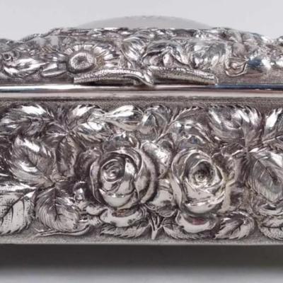1920 sterling silver heavy ornate box 575 g Reserve set $