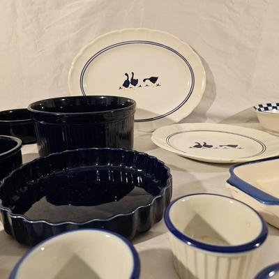 Collection of Blue/White Pottery Serving Items (K-JS)