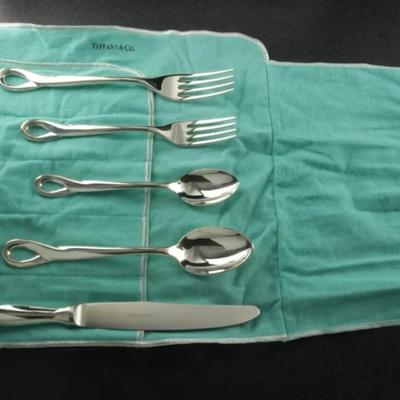 Tiffany sterling silver 6 place set 52 Troy oz Reserve set