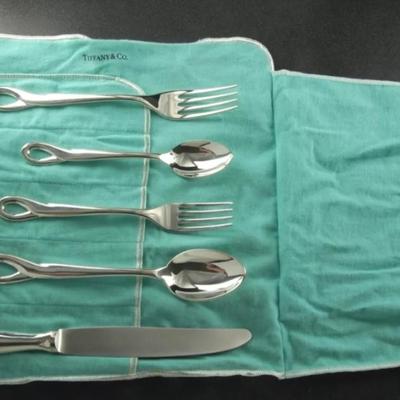 Tiffany sterling silver 6 place set 52 Troy oz Reserve set