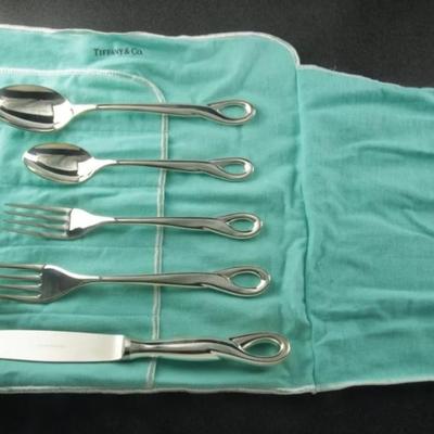 Tiffany sterling silver 6 place set 52 Troy oz Reserve set