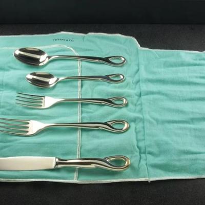 Tiffany sterling silver 6 place set 52 Troy oz Reserve set