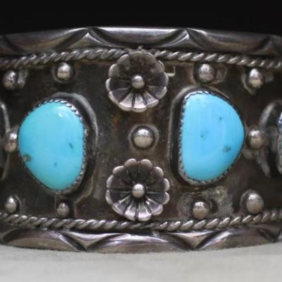 Sterling silver turquiose sighned cuff bracelet