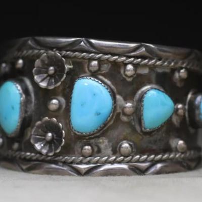 Sterling silver turquiose sighned cuff bracelet