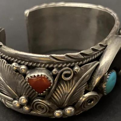 Sterling silver turquiose bear claw bracelet sighned