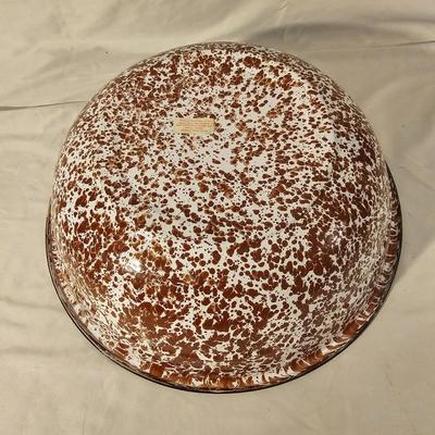 Assorted Enamelware Bowls & More (K-JS)