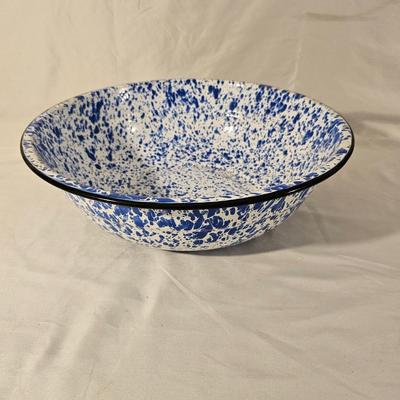 Assorted Enamelware Bowls & More (K-JS)
