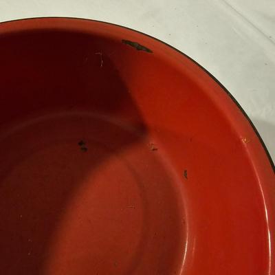 Assorted Enamelware Bowls & More (K-JS)