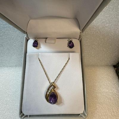 14 k Gold and diamond sapphire necklace earing set