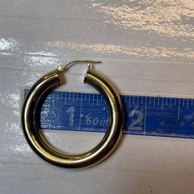 14 k Gold hoop earings 4.1 g