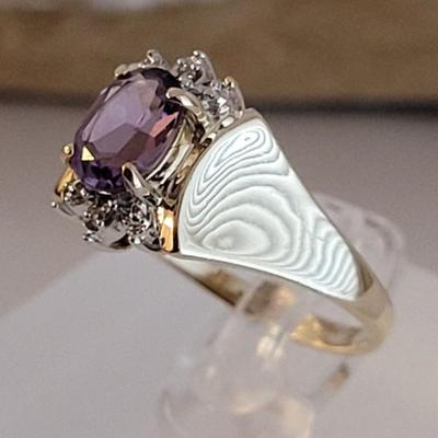 10k Gold Ring Diamond aquamarine size 7 4.2 g