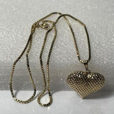 14 k Gold heart necklace