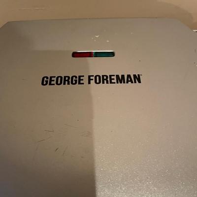 LARGE GEORGE FOREMAN GRILL