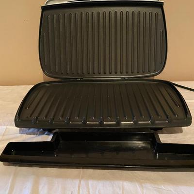 LARGE GEORGE FOREMAN GRILL
