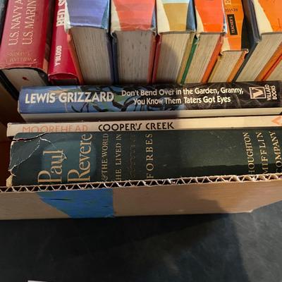 VINTAGE BOOKS