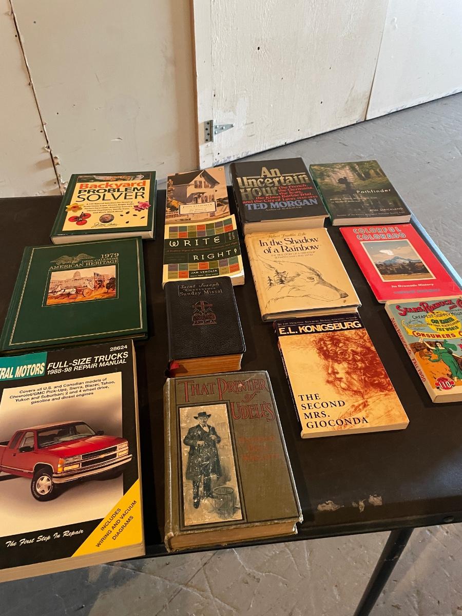 BOOKS | EstateSales.org