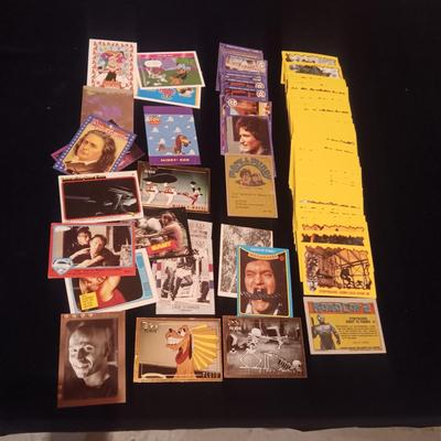 MORK & MINDY, ROBOCOP 2 AND MORE TRADING CARDS