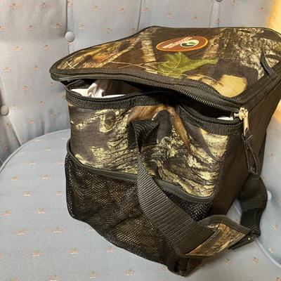 Mossy Oak insulated soft side cooler