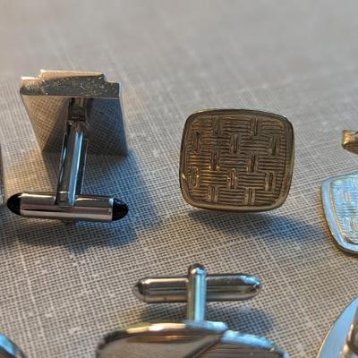 21 pc mens vintage jewelry Swank cufflinks tie pins collar pin