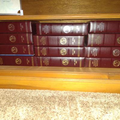 Collection of National Geographic Magazines: Years 1985-2000