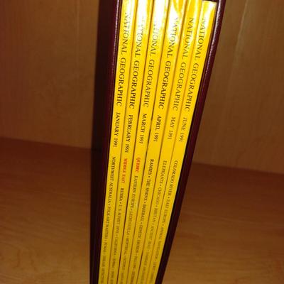 Collection of National Geographic Magazines: Years 1985-2000
