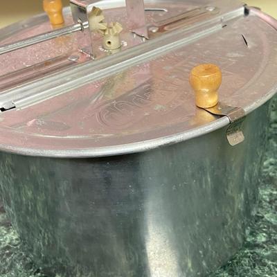 Vintage Popcorn Maker and Trays