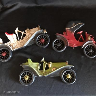 LOT 36- Collector Model Cars and Wall Plaques