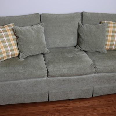 Taylorsville Sofa (See Description)