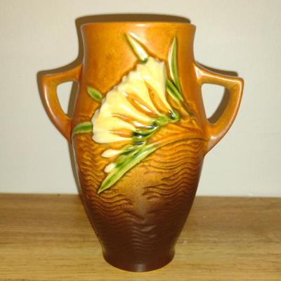 Vintage Roseville Pottery Vase- Freesia Pattern- Approx 6 1/2" Tall