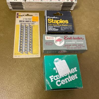 Vintage Stanley fold out ruler, staples and blades