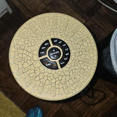 Lasko Designer Series Ceramic Space Heater & Mesh Trash Can