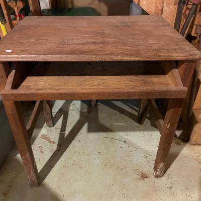 Desk w Sliding Drawer