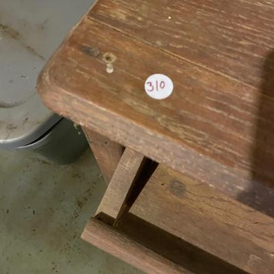 Desk w Sliding Drawer