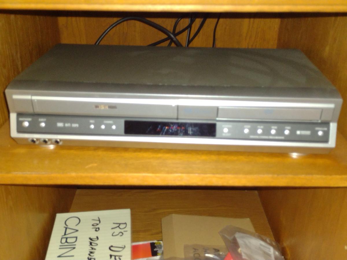 Toshiba Combination DVD and VHS Player with Remote Control