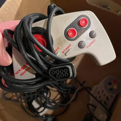 Nintendo Games & Accessories
