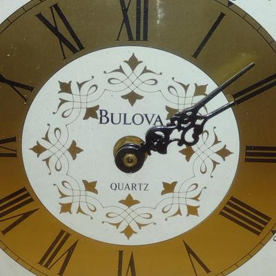 Bulova Wood Case Table Top Clock