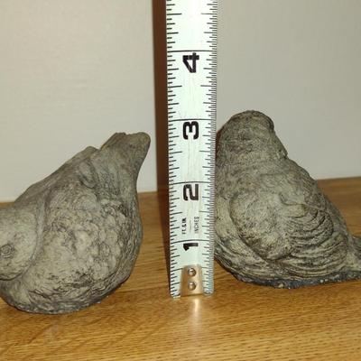 Pair of Gardener's Eden Clay Sparrows