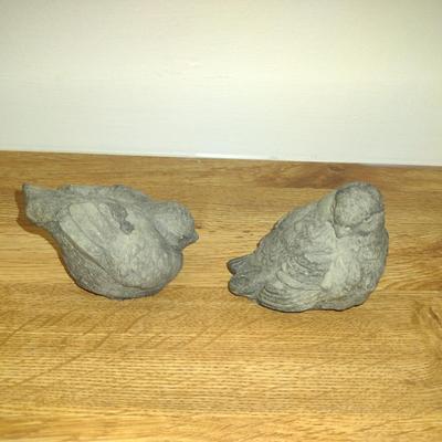 Pair of Gardener's Eden Clay Sparrows