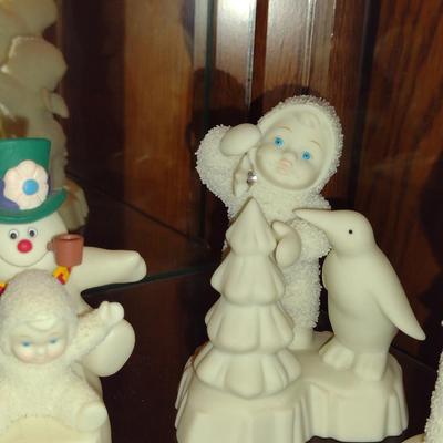Collection of Snow Babies Figurines- 8 Pieces (Choice 2)